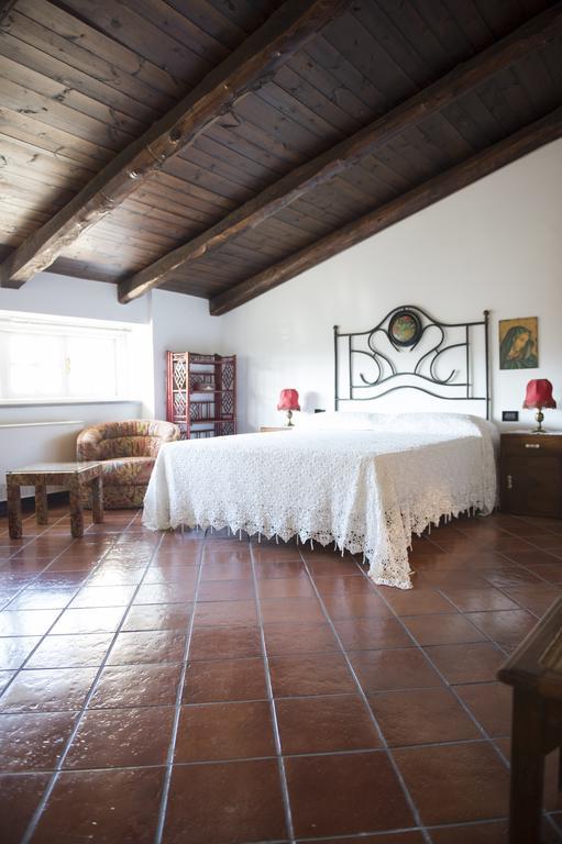 פונדי B&B La Corte חדר תמונה
